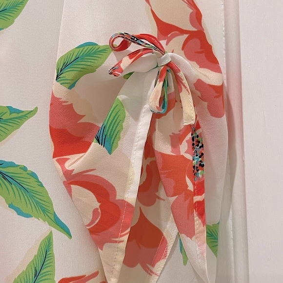 Yumi Kim Floral Blouse - Picture 13 of 13